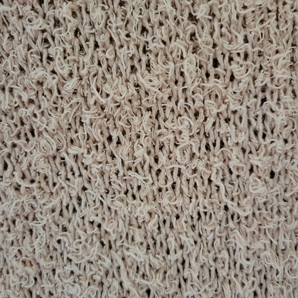 Vince Tan Peach Eyelash Shaggy Open Knit Sweater Size M Boat Neck Long Sleeves - Picture 3 of 9